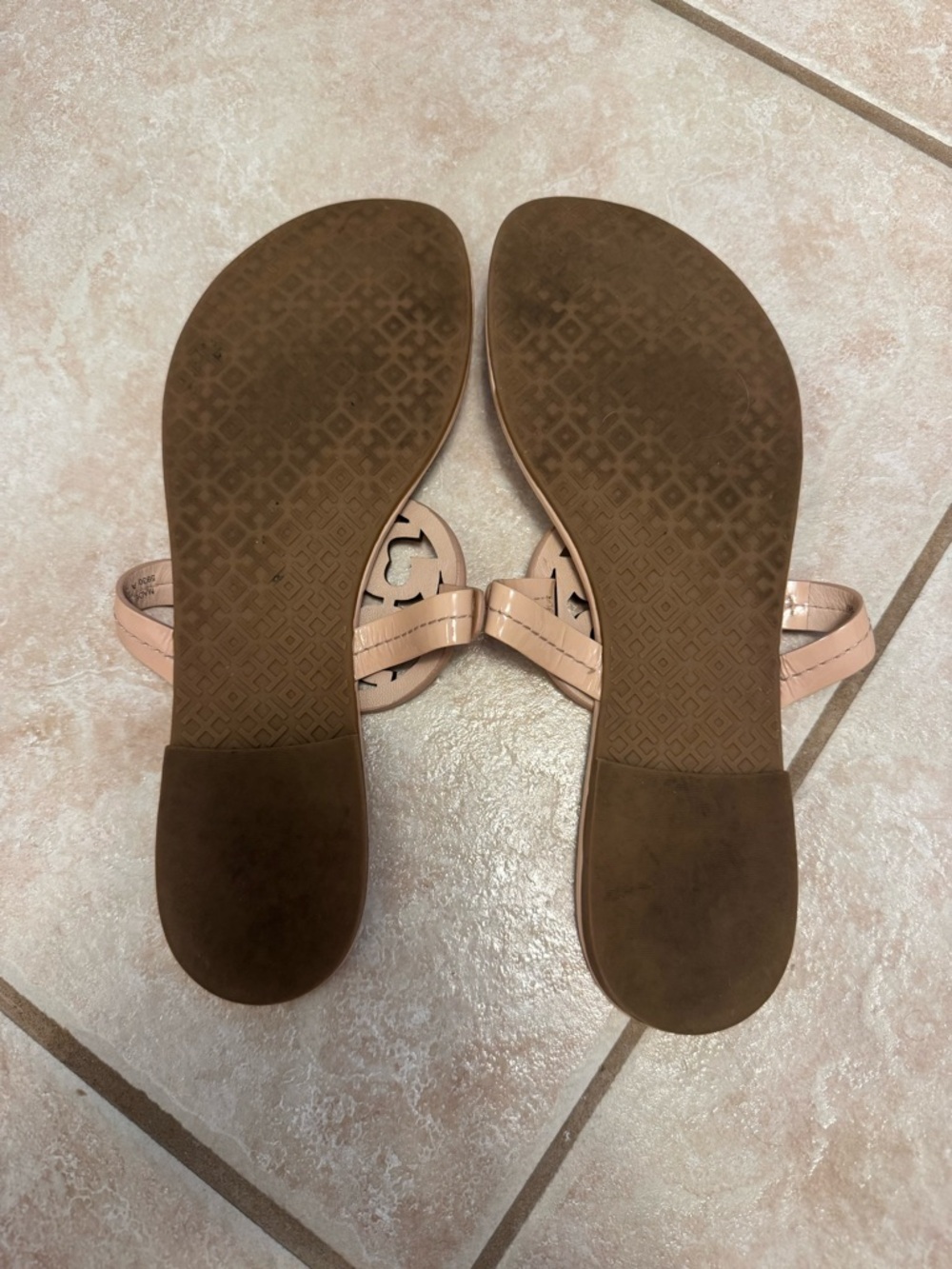 Tory Burch Patent Logo Thong Sandals in Nude Blush - Picture 6 of 6